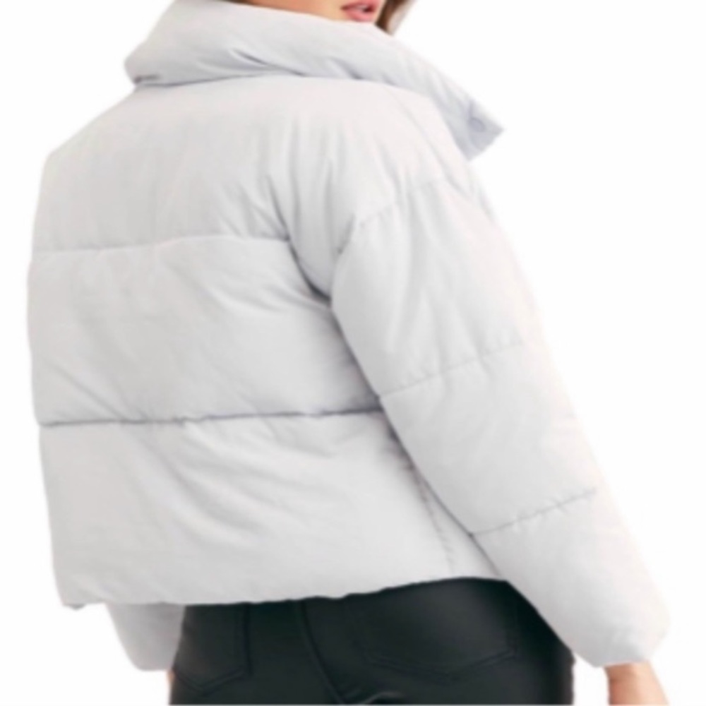 🆕 FREE PEOPLE WEEKENDER PUFFER - Picture 3 of 6